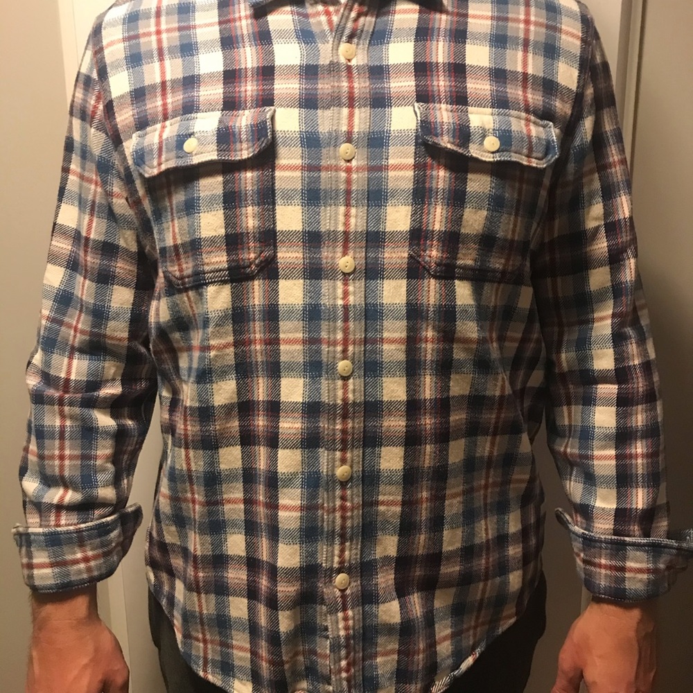 Men’s American Eagle flannel shirt